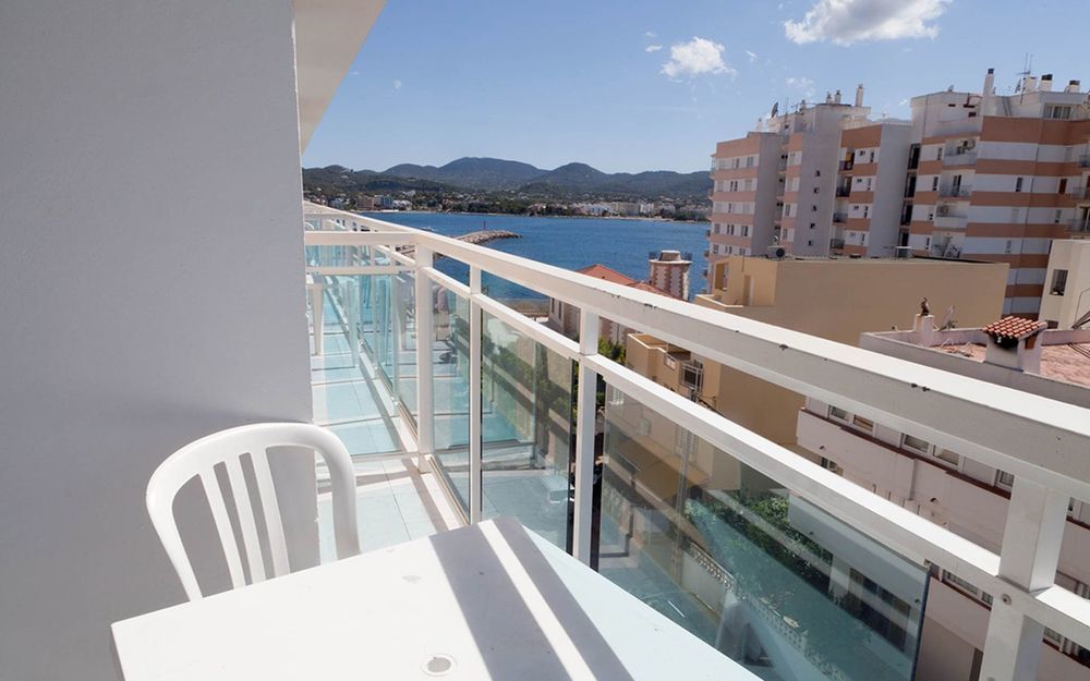 Hotel Apartamentos Vibra Central City - Adults Only Σαν Αντόνιο Εξωτερικό φωτογραφία