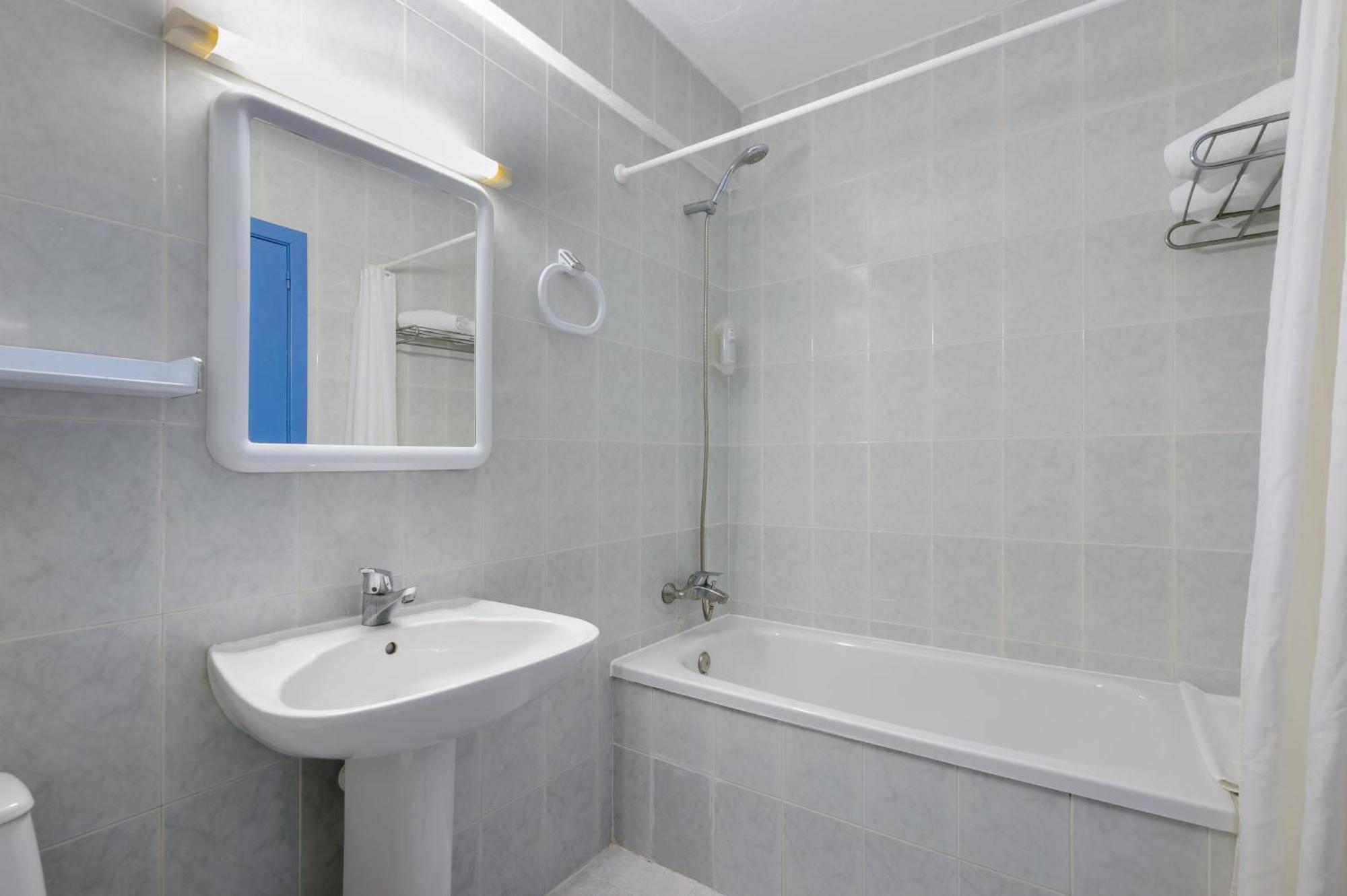 Hotel Apartamentos Vibra Central City - Adults Only Σαν Αντόνιο Εξωτερικό φωτογραφία