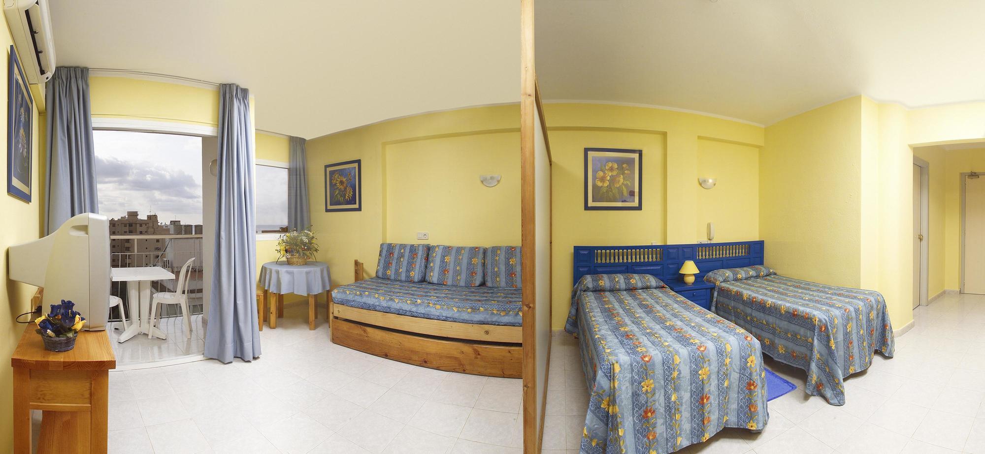 Hotel Apartamentos Vibra Central City - Adults Only Σαν Αντόνιο Δωμάτιο φωτογραφία