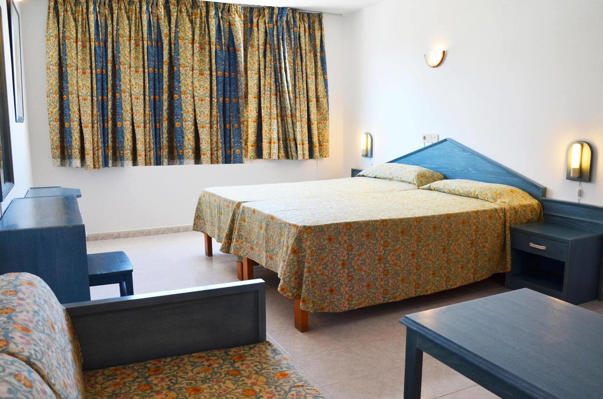 Hotel Apartamentos Vibra Central City - Adults Only Σαν Αντόνιο Εξωτερικό φωτογραφία