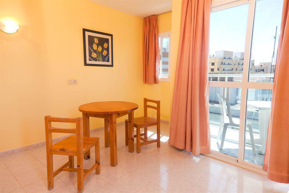 Hotel Apartamentos Vibra Central City - Adults Only Σαν Αντόνιο Εξωτερικό φωτογραφία